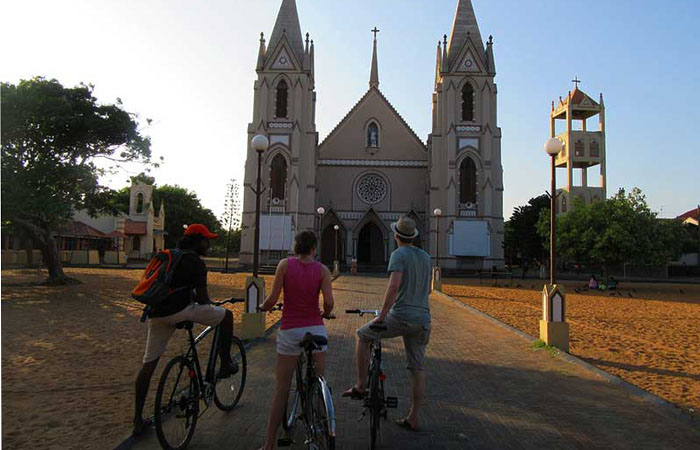 Cycle Tour in Negombo